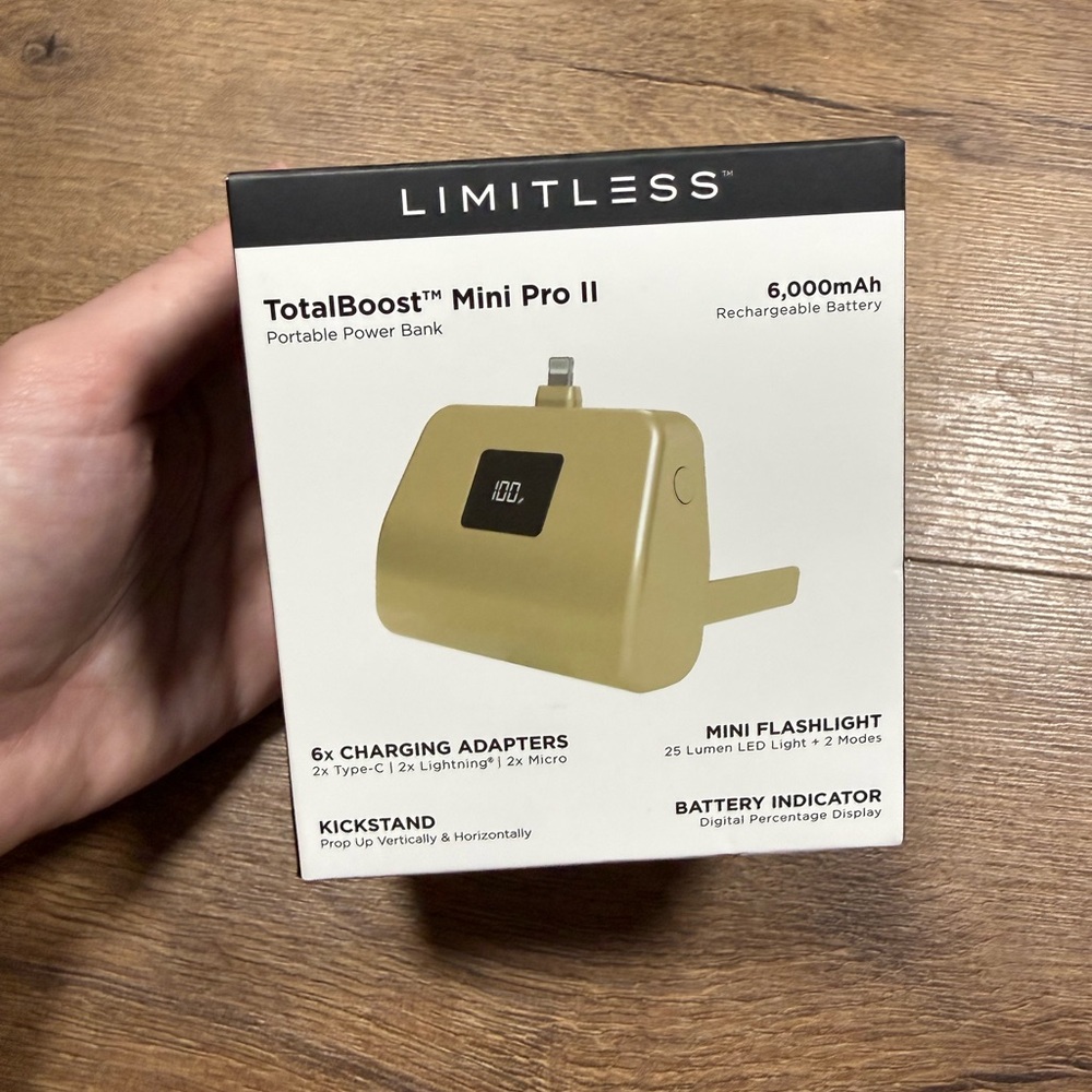 TotalBoost Mini Pro II Portable Power Bank‎ - Gold